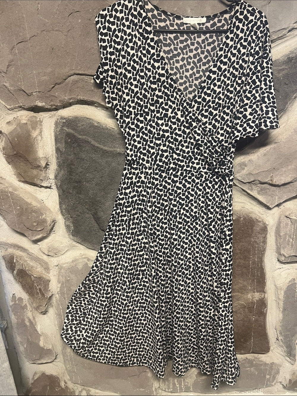 London Times Black and White Printed Wrap Midi Dress